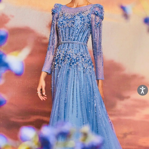 Elegant Blue Evening Gown - Picture 1 of 9